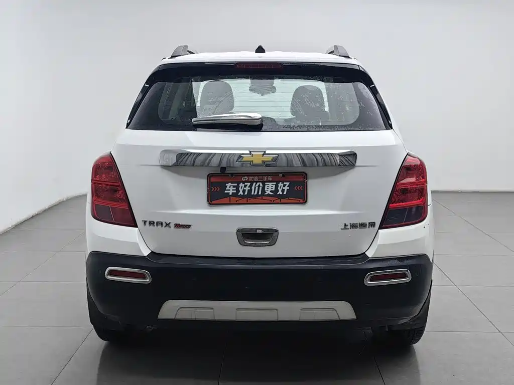 Фото 4 - Chevrolet Trax