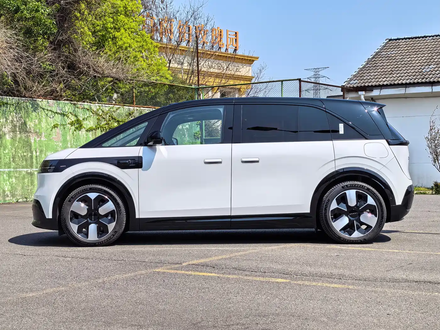 Zeekr MIX 2025 Smart Driving Edition фото 4