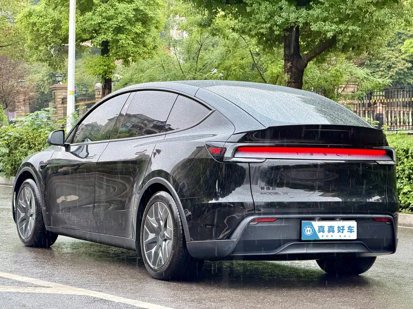 Tesla Model Y L 2025 2025 Facelift Long Range AWD