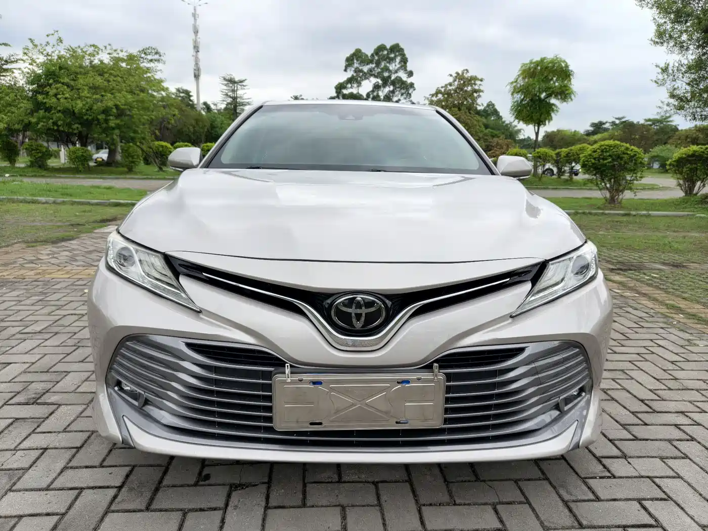 Toyota Camry 2018 2.0G Luxury Edition фото 2