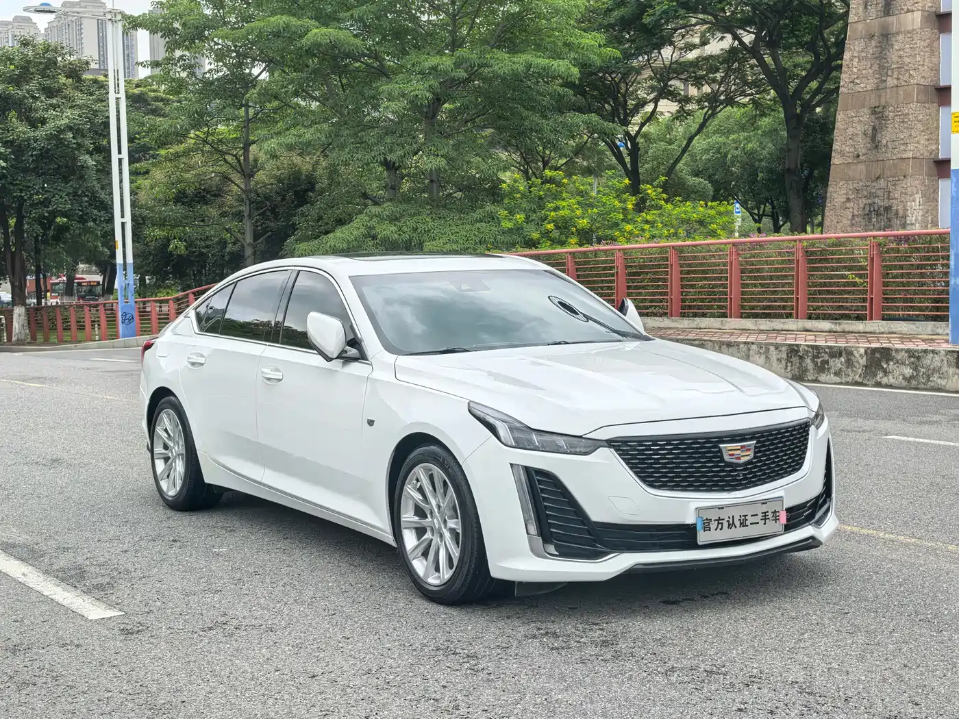Cadillac CT5 2020 Facelift 28T Fashion Edition фото 3