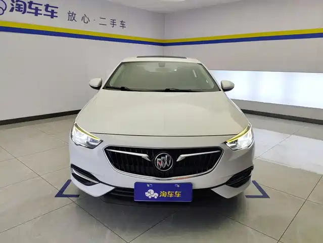 Buick Regal 2017 20T Elite Type — фото 1