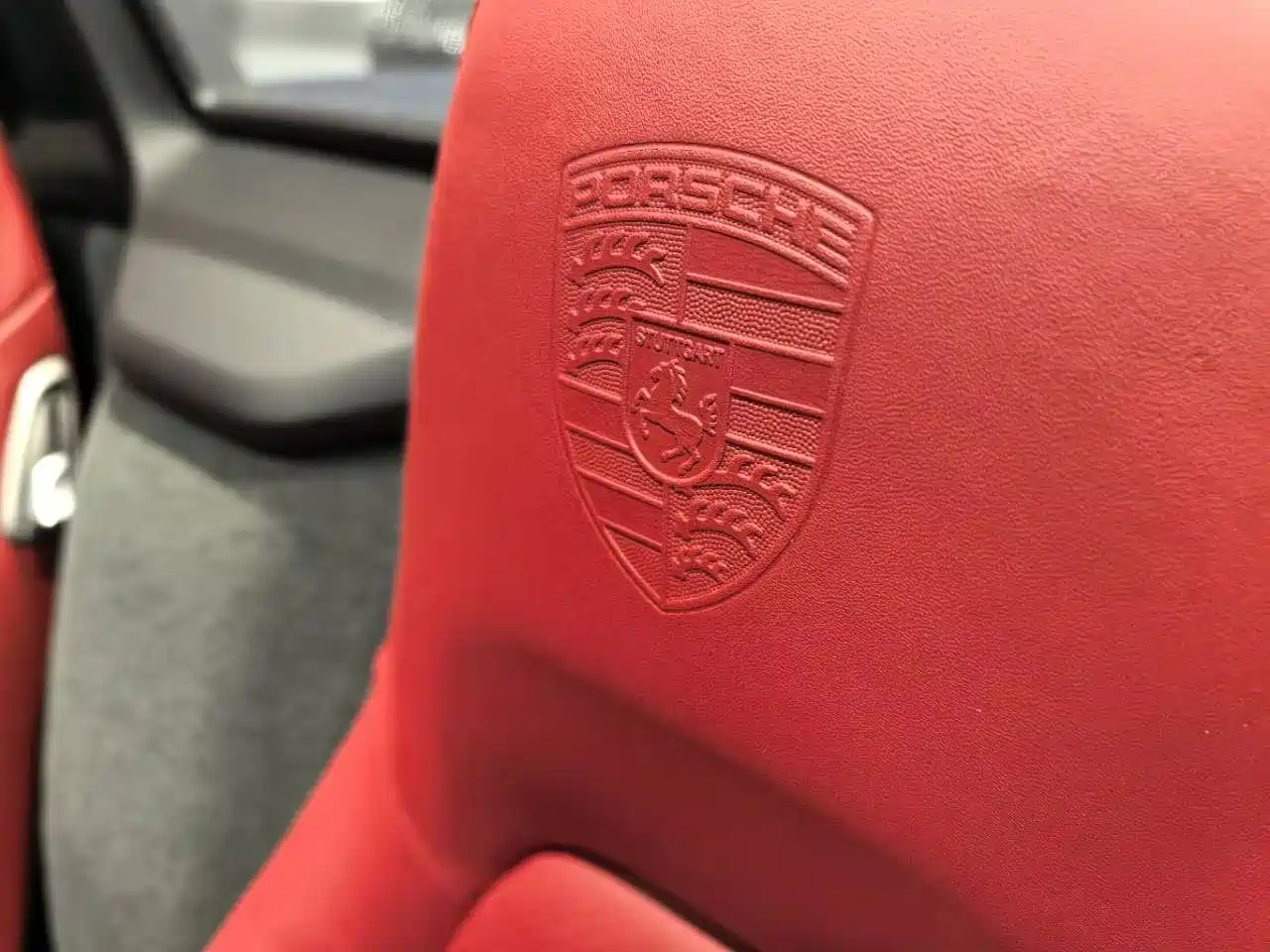 Porsche 718 2022 Boxster 2.0T фото 12