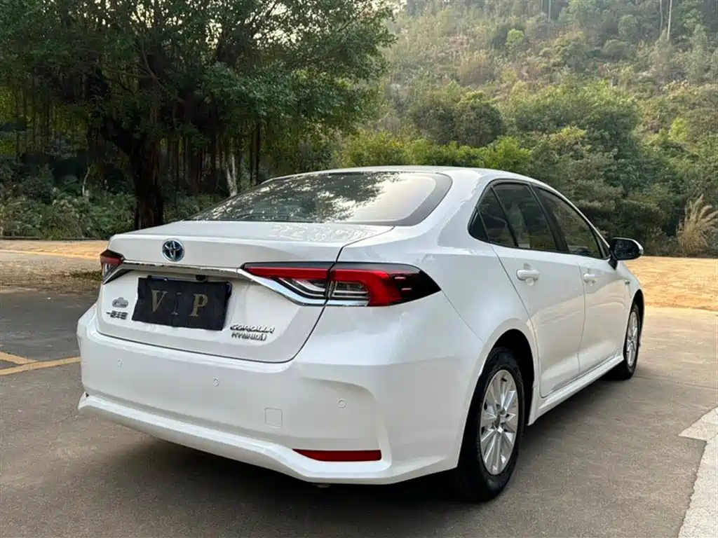 Toyota Corolla 2023 1.8L Smart Hybrid Dual Engine Pioneer Edition фото 7