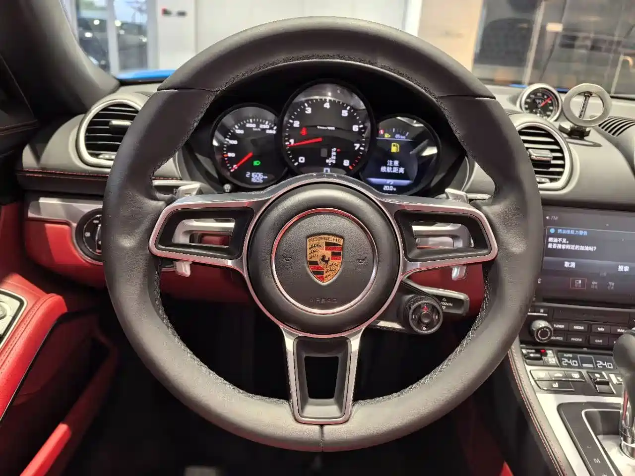 Porsche 718 2022 Boxster 2.0T фото 9