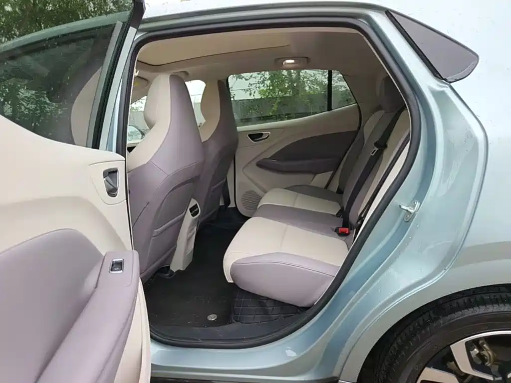 MG MG4 EV 2025 2025 Base Model