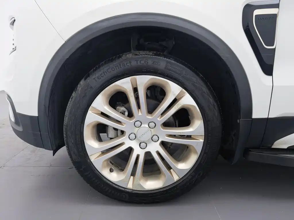 Lynk & Co 01 2018 2017 2.0T 2WD Pro Version