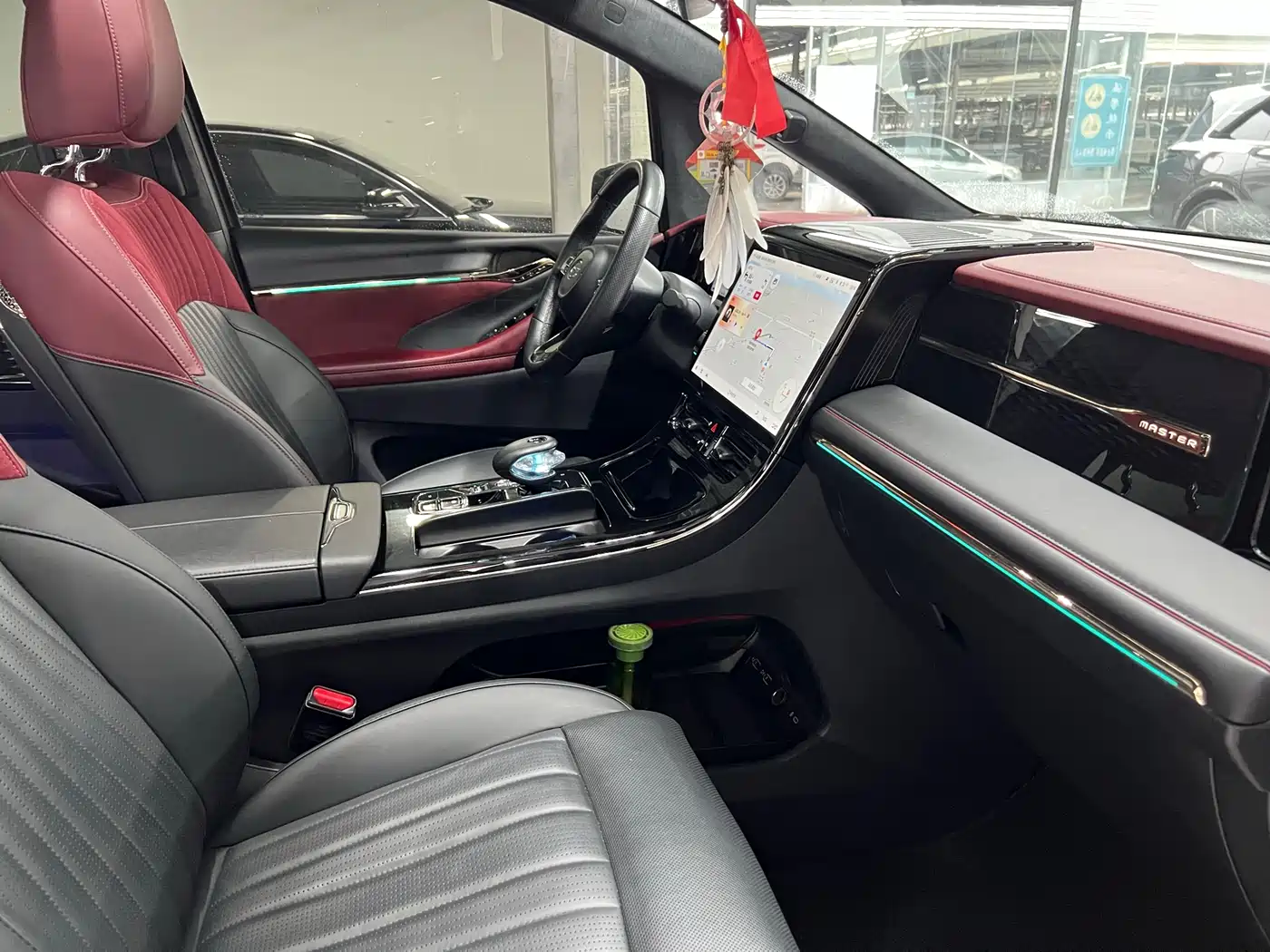 GAC Trumpchi Trumpchi M8 2023 Model Master Series 400T Flagship Edition фото 23