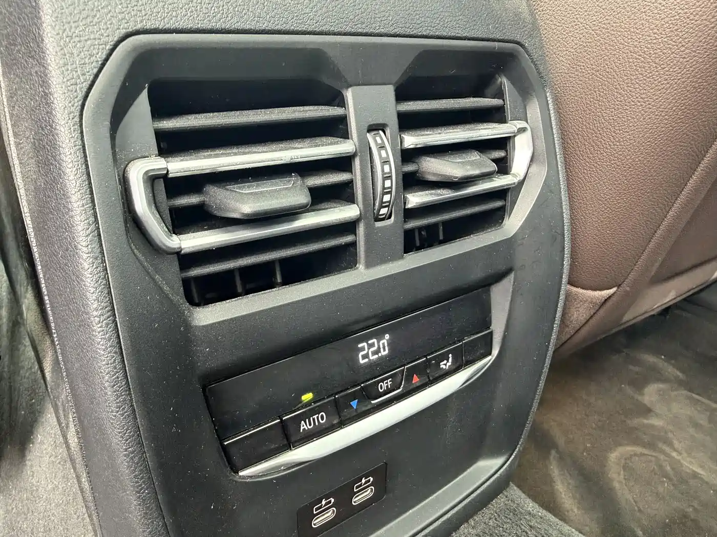 BMW 3 Series 2023 320Li M Sport Package фото 18