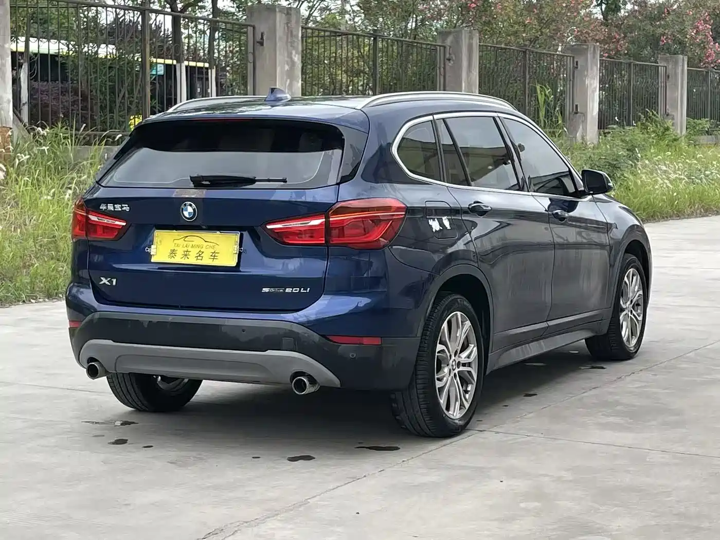 BMW X1 2019 sDrive20Li Leading Model фото 15
