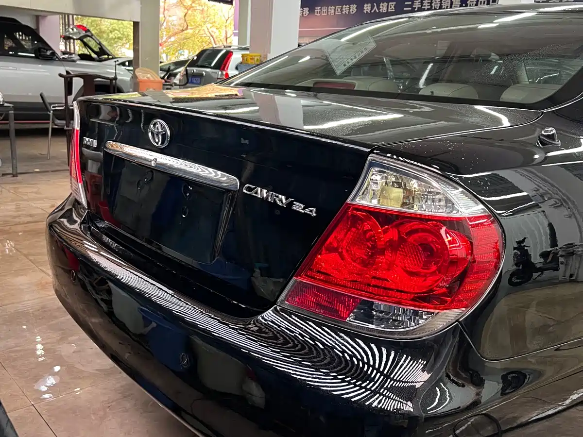 Toyota фото 13
