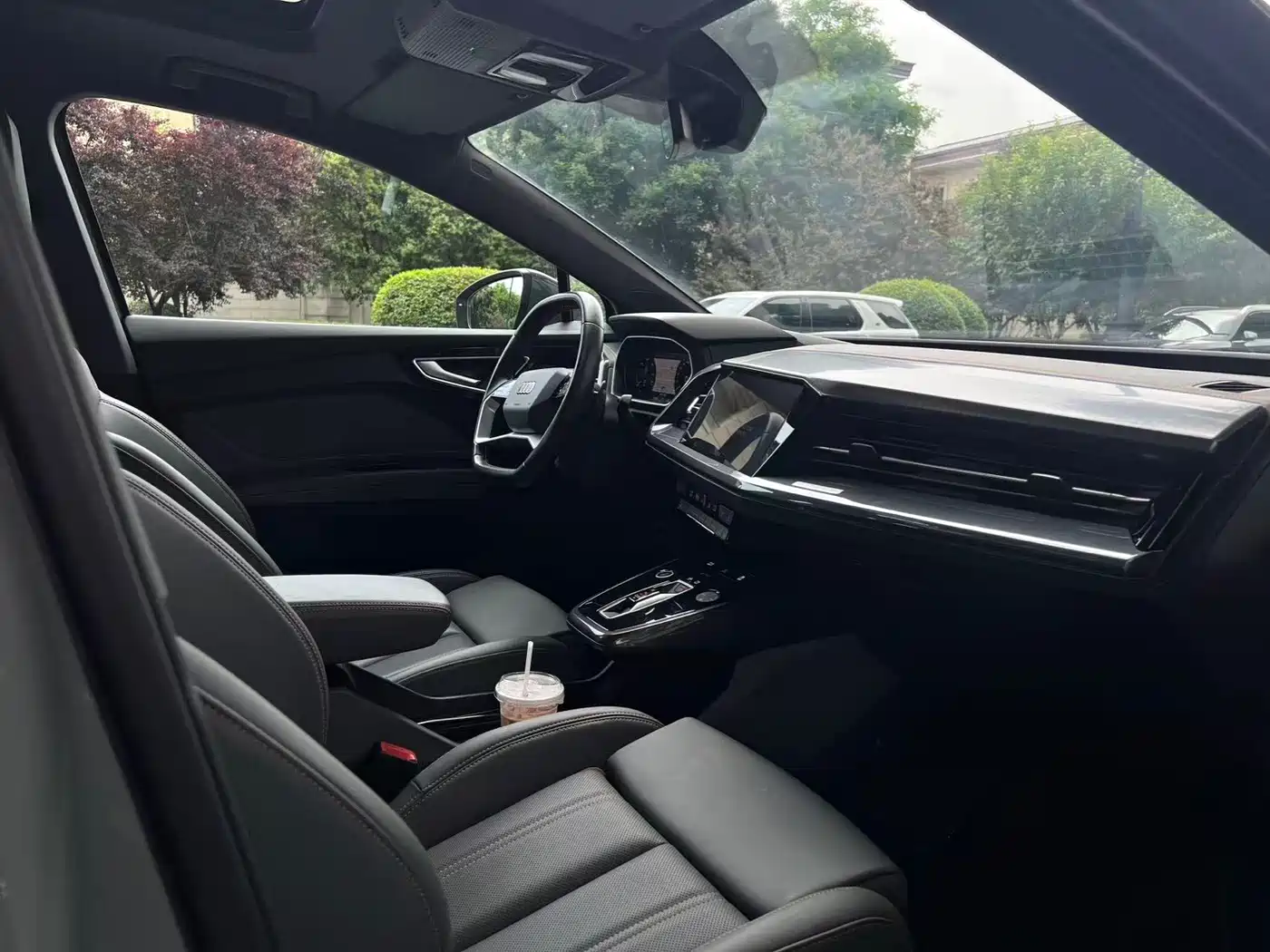 Audi Q4 e-tron 2024 40 e-tron Creation Edition фото 5
