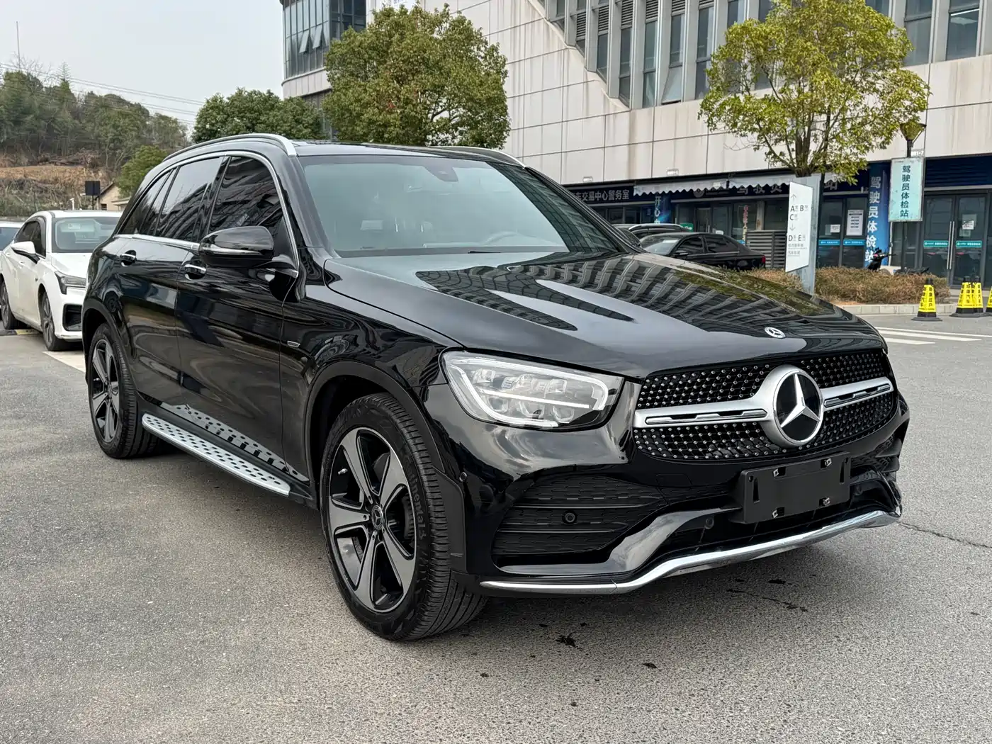 Mercedes-Benz GLC 2022 GLC 300 L 4MATIC Dynamic Collector's Edition фото 2
