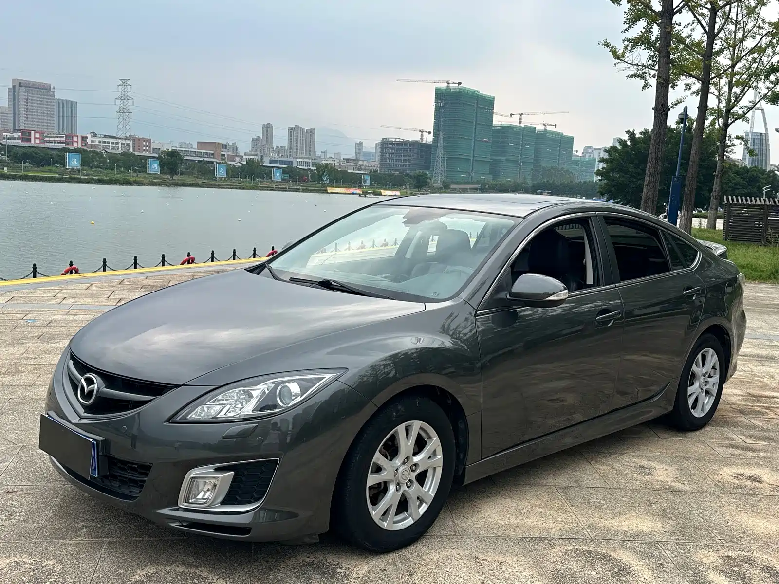 Фото 2 - Mazda Ruiyi