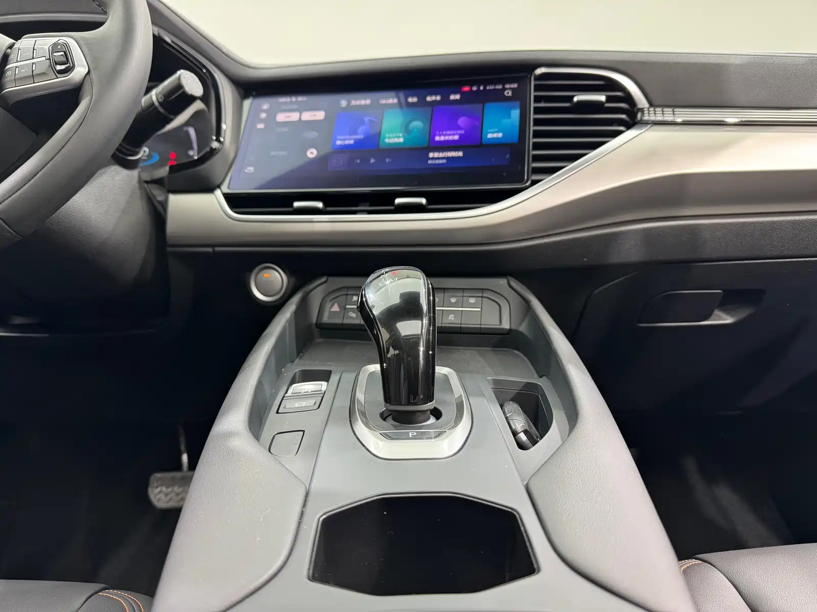 Фото 28 - Haval F7
