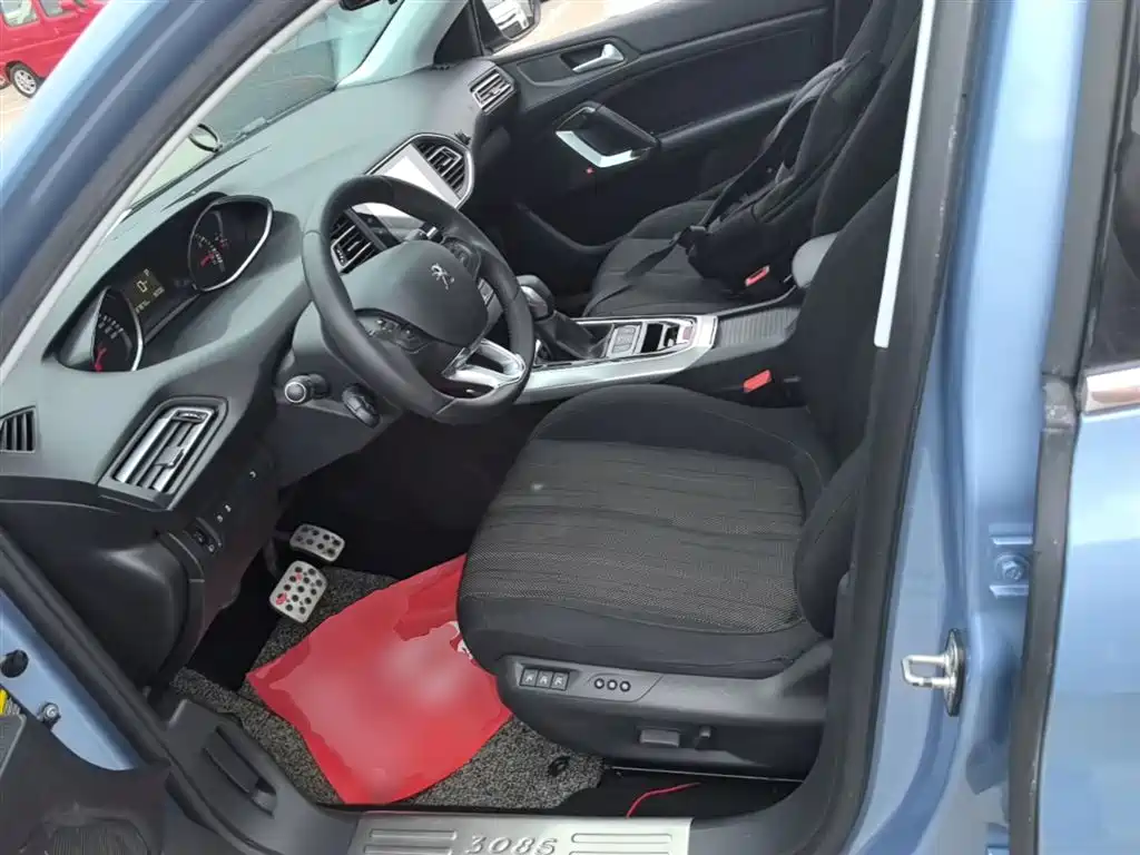 Peugeot 308S 2015 1.6T Auto Dynamic Edition фото 15