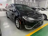 Фото 3 - Chrysler Pacifica