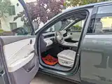 Фото 8 - Hongqi HS6 PHEV