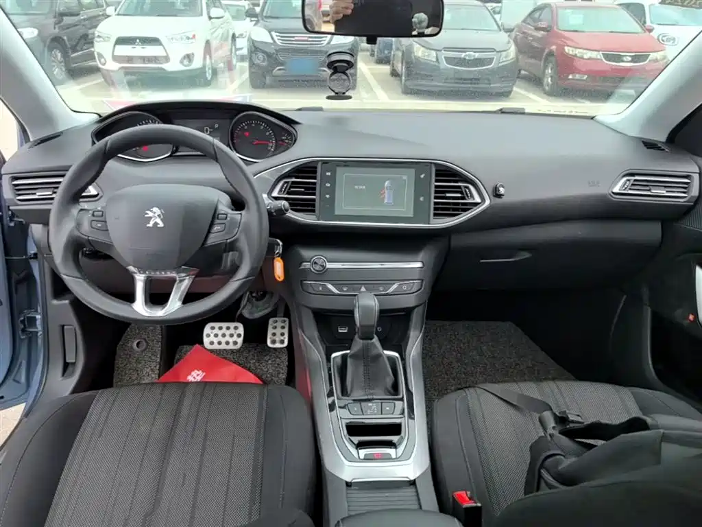 Peugeot 308S 2015 1.6T Auto Dynamic Edition фото 10