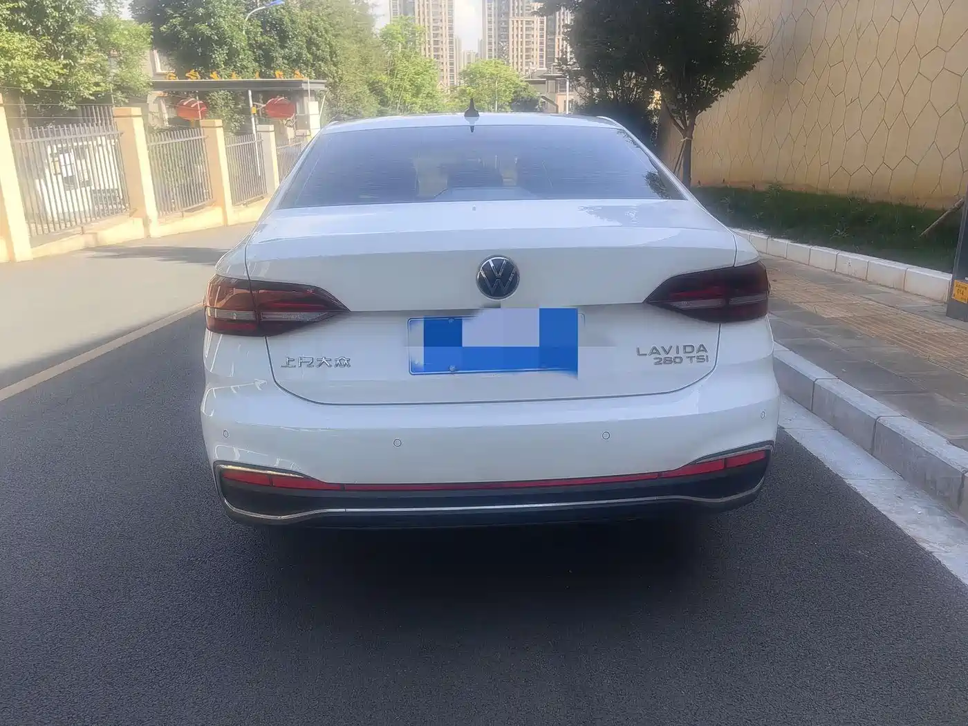 Volkswagen Lavida 2023 280TSI DSG Comfort Edition фото 9