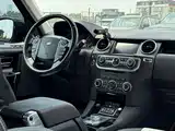 Photo 12 - Land Rover Discovery