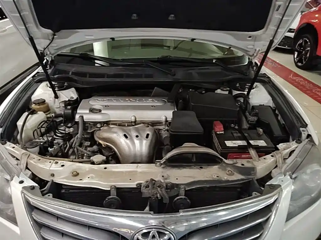 Toyota Camry 2013 200E Classic Elite Edition фото 20