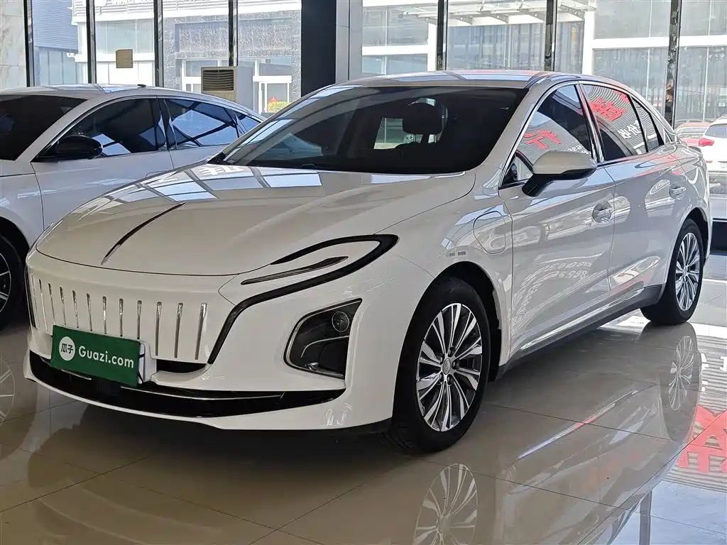 Hongqi E-QM5 2022 431km Charging Enjoyment Edition