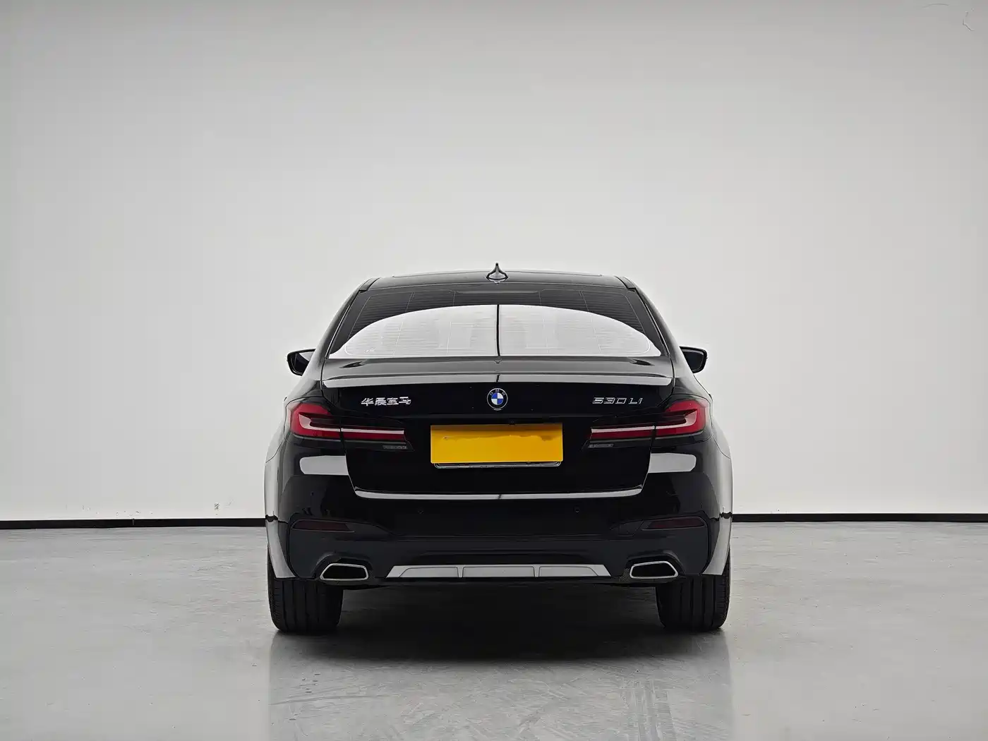 BMW 5 Series 2023 Facelift 530Li Leading M Sport Package фото 5
