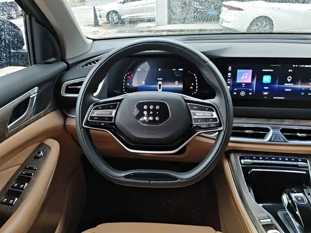 Landian E5 2024 2023 1.5L DE-i 100KM Enjoyment 7-seater