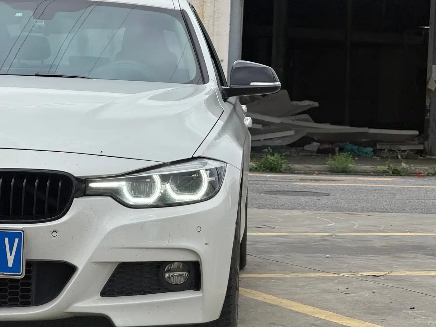BMW 3 Series 2018 330Li M Sport Black Night Edition фото 17