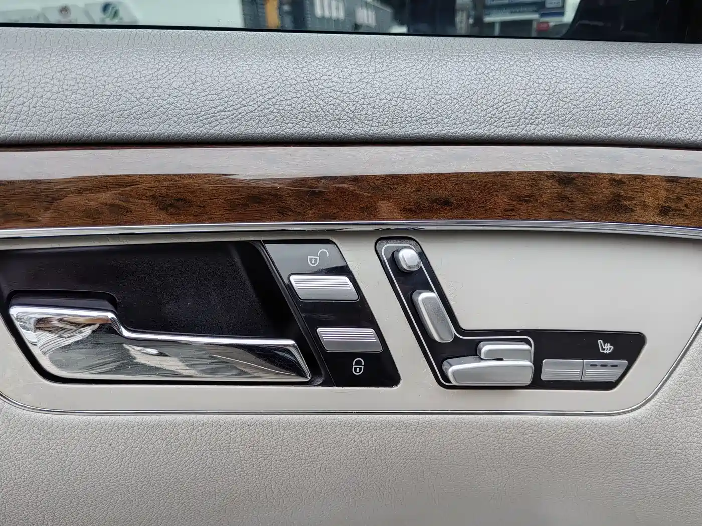 Mercedes-Benz S-Class 2010 S 300 L Premium фото 20