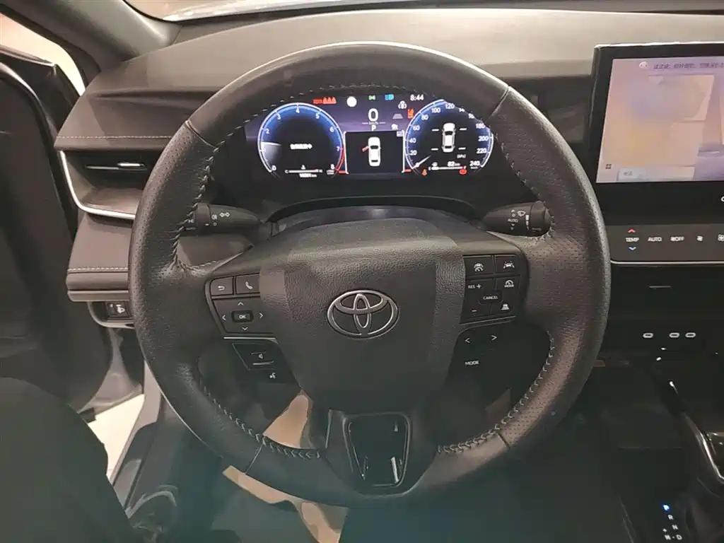 Toyota Camry 2024 2.0S Sport Edition фото 11