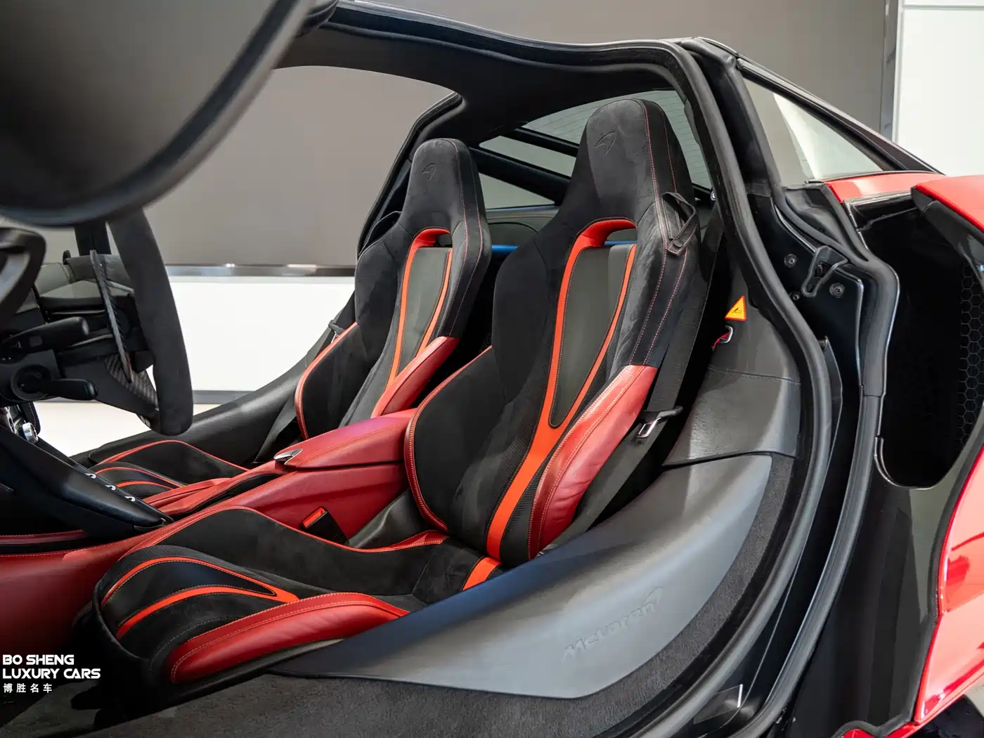 McLaren 720S 2019 4.0T Coupe фото 6