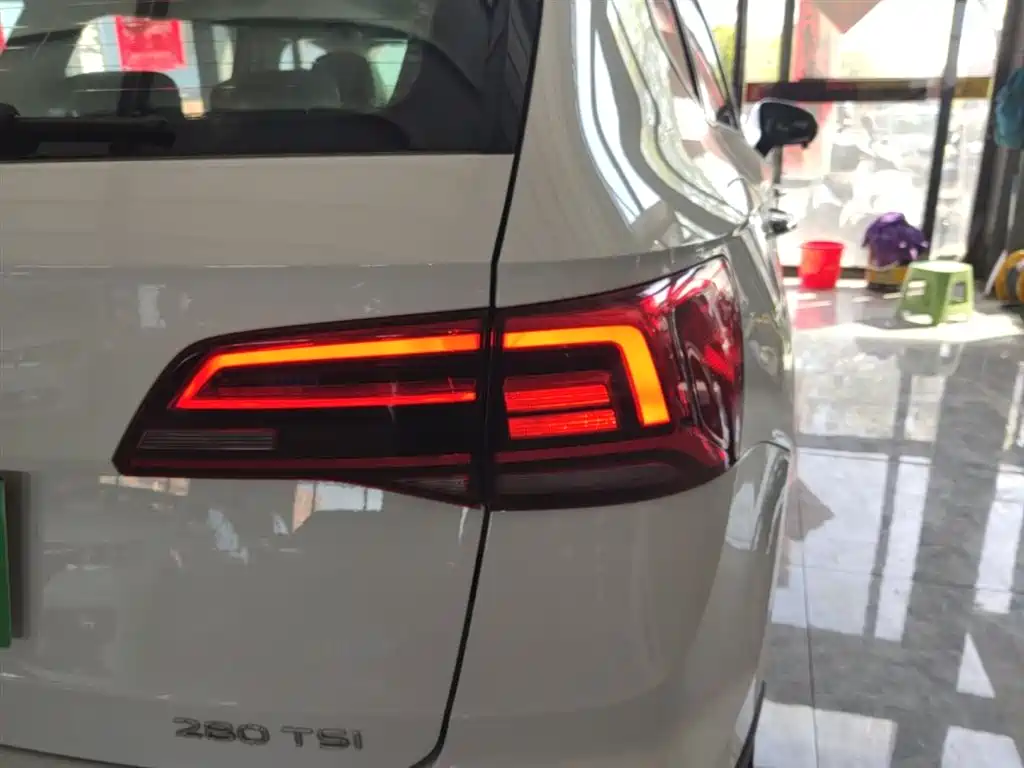 VOLKSWAGEN TUYUE