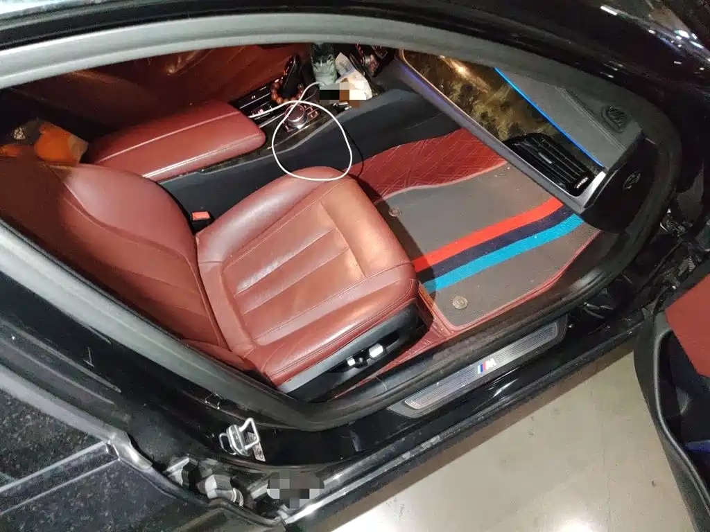 Photo 21 - BMW 5 Series