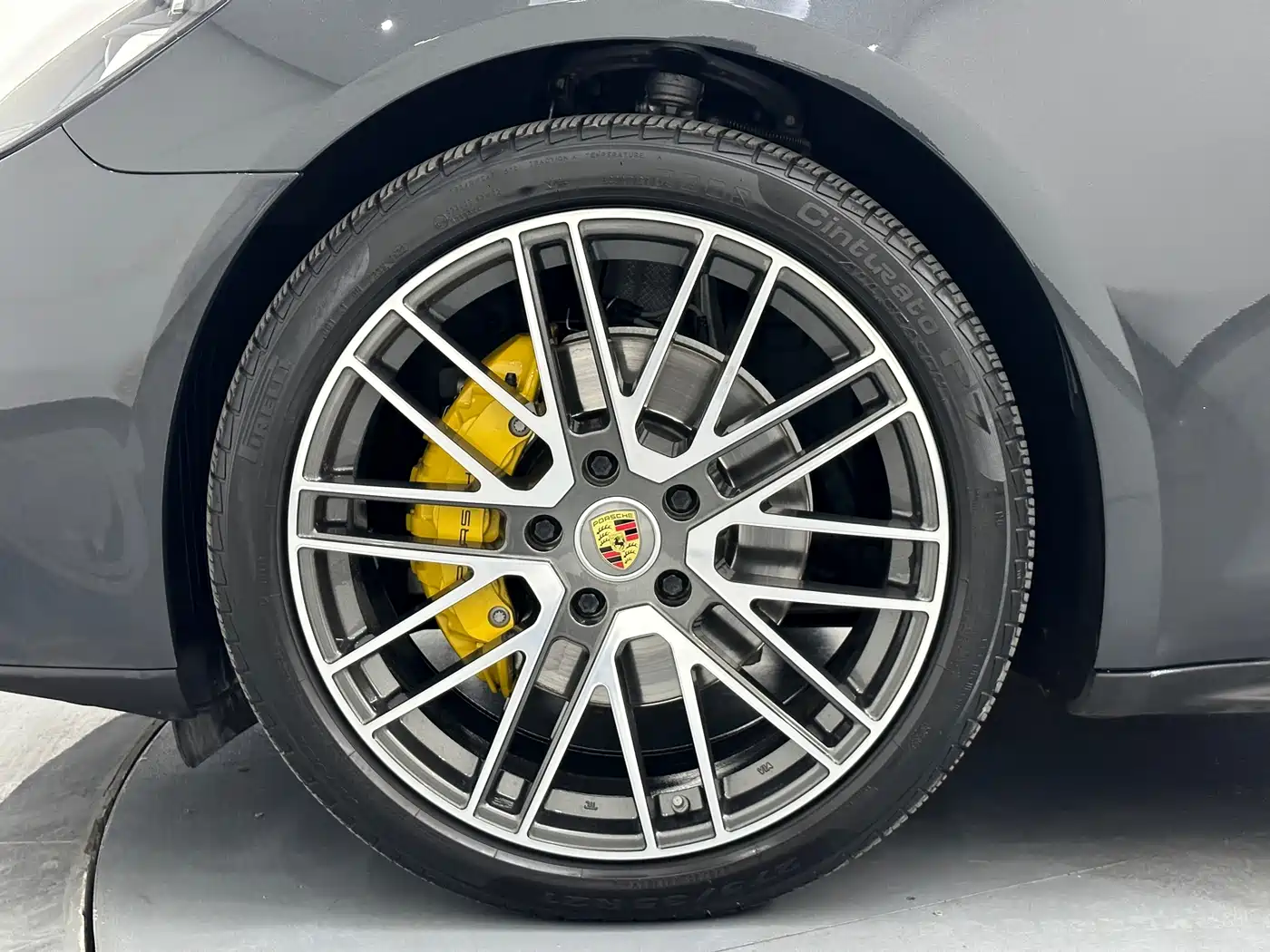 Porsche Panamera 2023 Panamera 4 Executive Long Wheelbase 2.9T фото 23