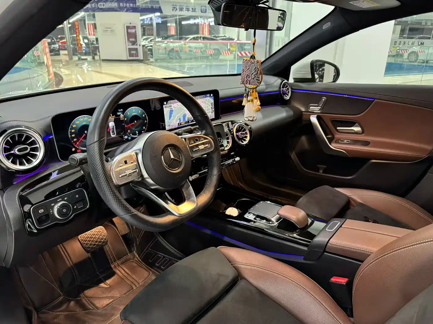 Mercedes-Benz A-Class 2020 Facelift A 200 L Sport Sedan Fashion фото 4