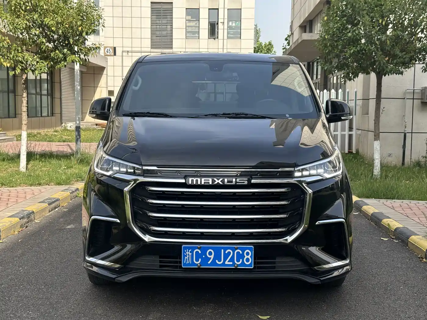 SAIC Maxus Maxus G20 2023 Facelift ES 2.0T Gasoline Automatic Value Edition фото 2