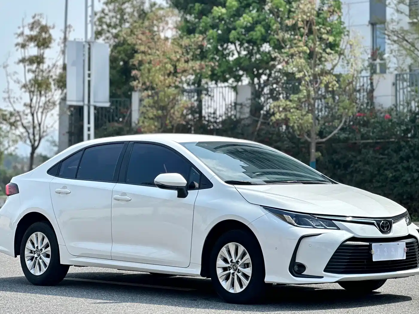 Toyota Corolla 2023 1.2T Pioneer Edition фото 3