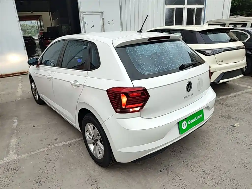 Volkswagen Polo 2023 Facelift Plus 1.5L Auto Joyful Living Edition фото 5