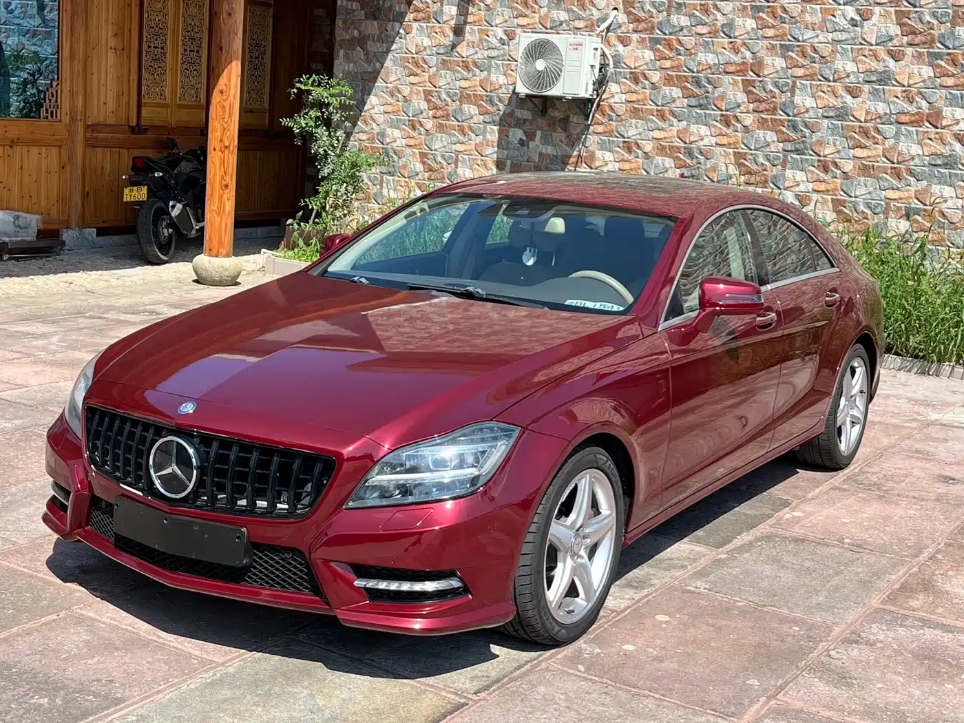 Фото 1 - Mercedes-Benz CLS