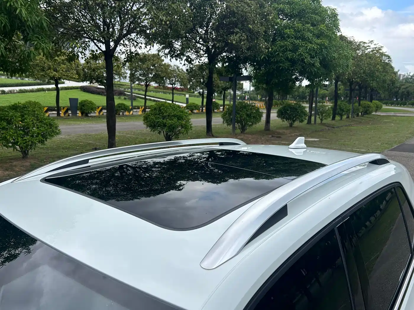 Volkswagen Tanying 2021 1.5L Automatic Smart Connect Edition фото 16