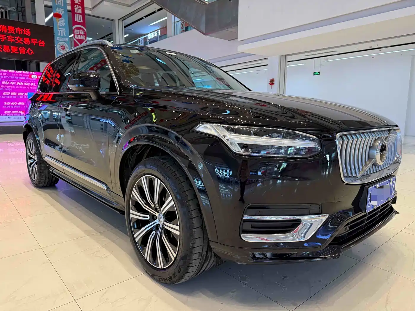 Volvo XC90 2020 Facelift T6 Momentum Luxury 7-Seater фото 3