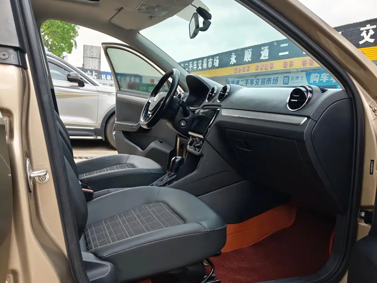 Volkswagen Jetta 2019 Dream Edition 1.5L Auto Comfort фото 14