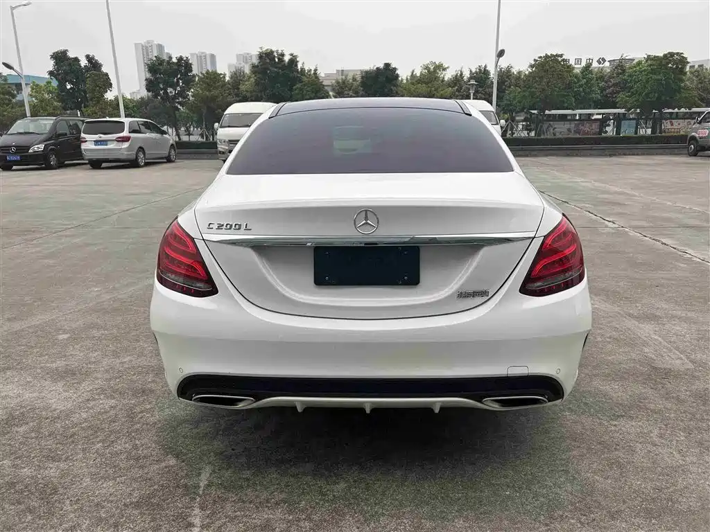 Mercedes-Benz C-Class 2016 C 200 L Sport фото 6