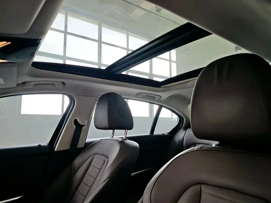 BMW 3 Series 2021 Second Facelift 325Li M Sport Package фото 17