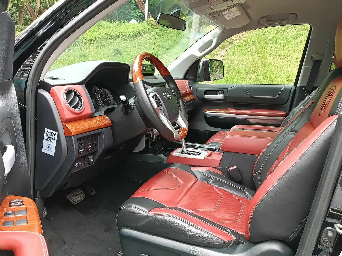 Toyota Tundra 2014 5.7L TRD Pro фото 10