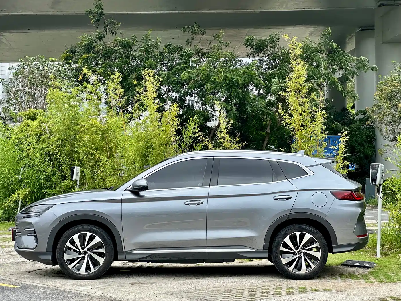 BYD Song PLUS PHEV 2023 Champion Edition DM-i 110KM Flagship фото 4