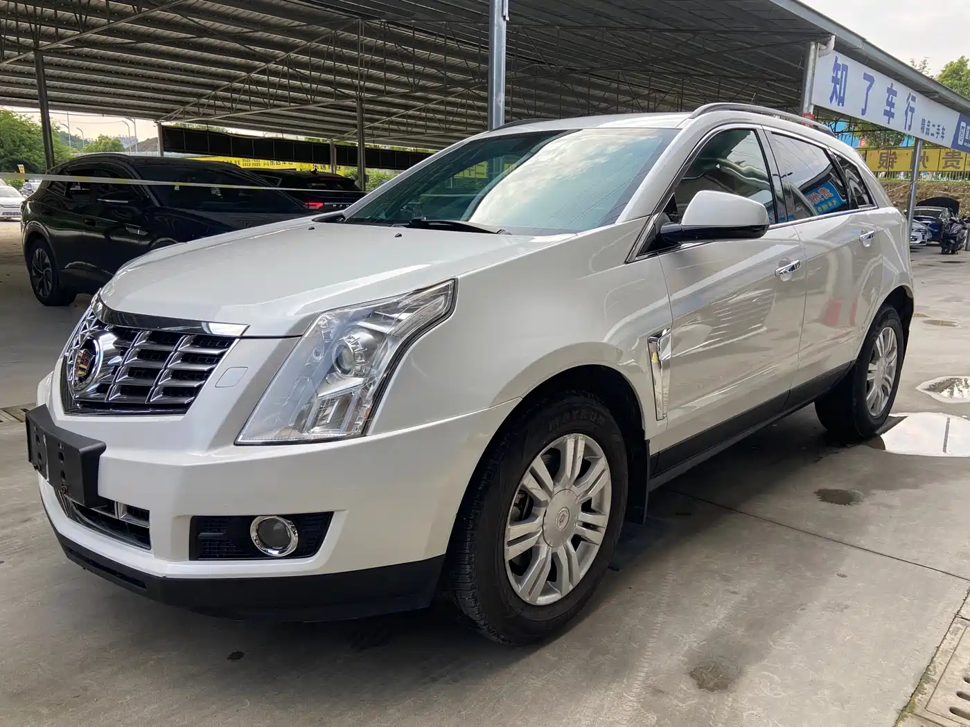 Cadillac SRX 2014 3.0L Comfort Model