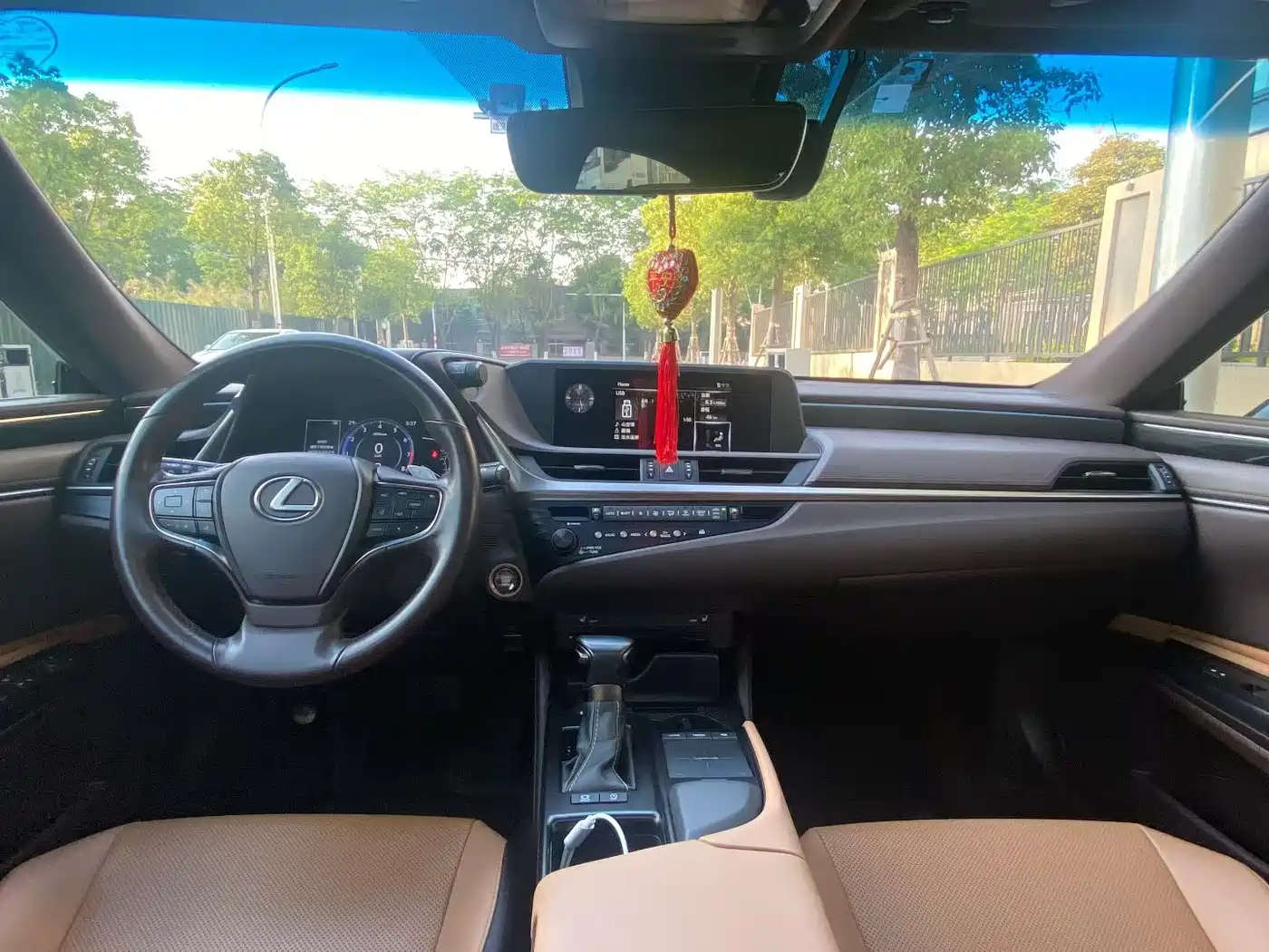 Lexus ES 2018 260 Excellence Edition China V фото 7